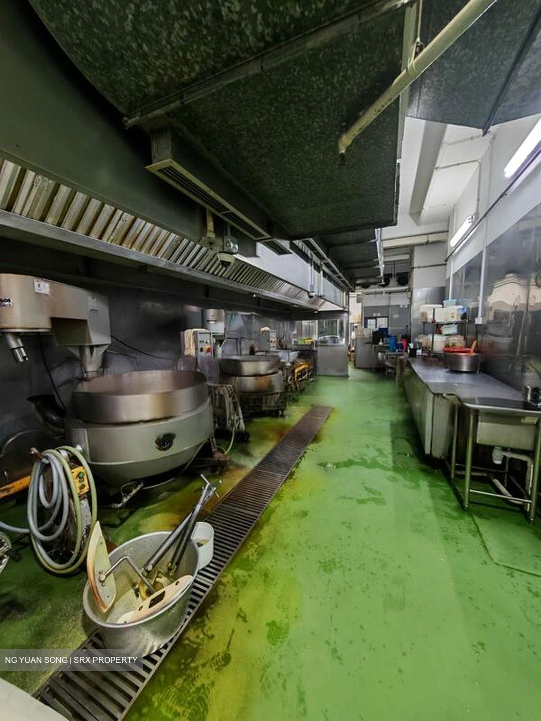 Harper Kitchen (D13), Factory #483374541